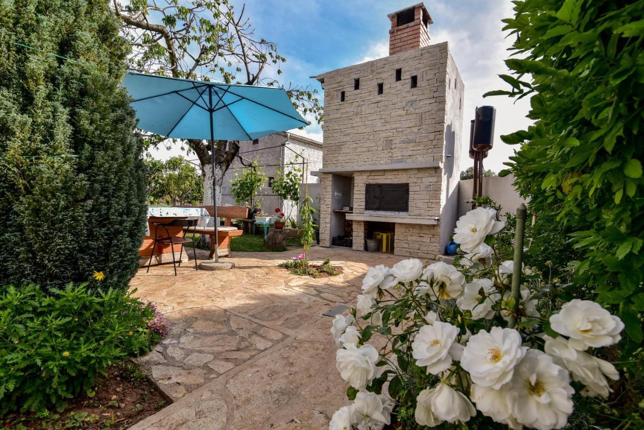 Nena Apartamento Sukošan Exterior foto