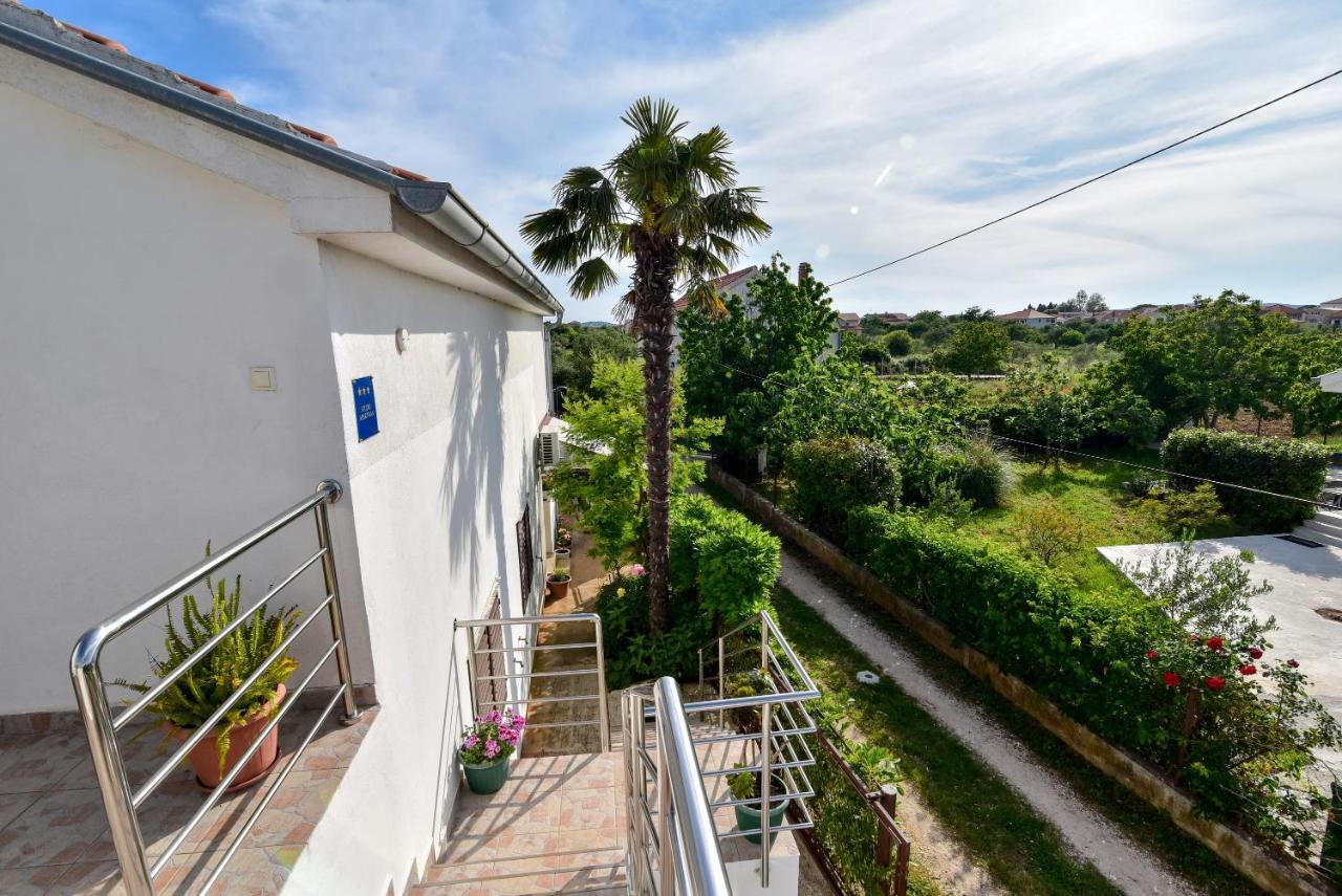 Nena Apartamento Sukošan Exterior foto