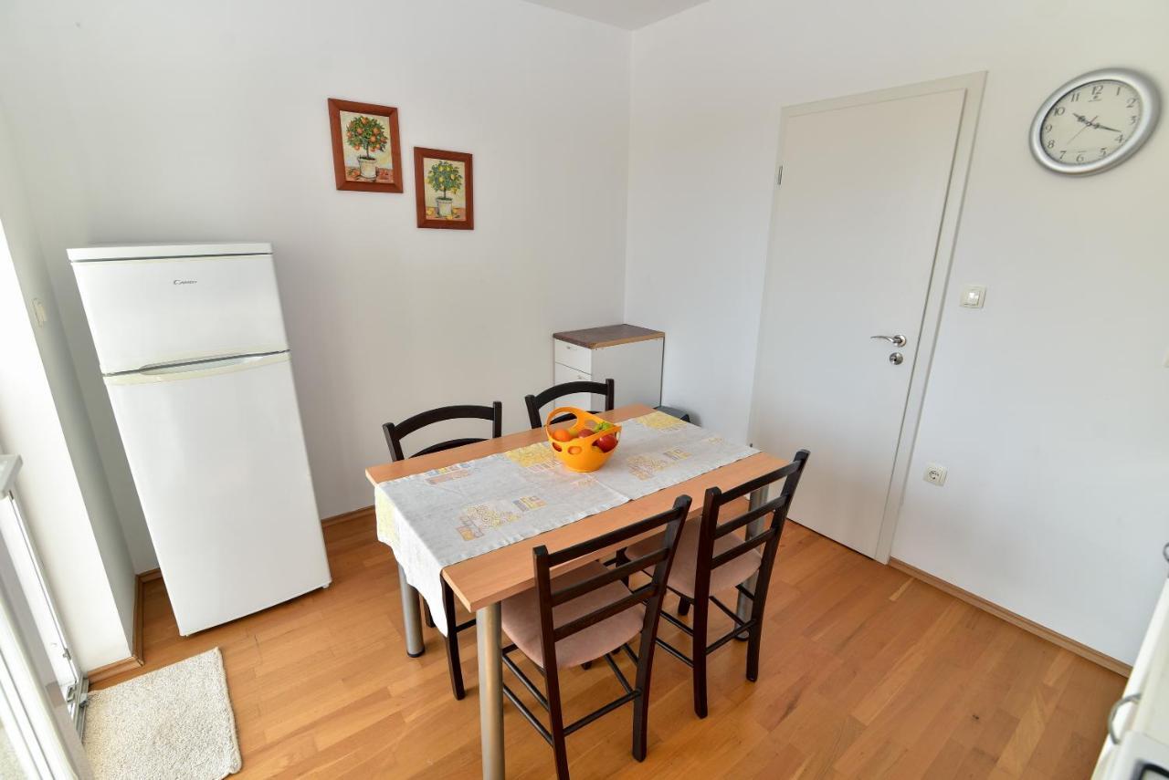 Nena Apartamento Sukošan Exterior foto